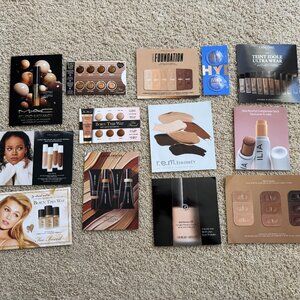 Makeup Foundation Sample Card Bundle
